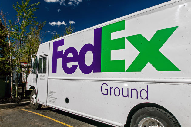 由于亚马逊不断构建自身物流网络，联邦快递FedEx将终止与亚马逊的物流合作关系